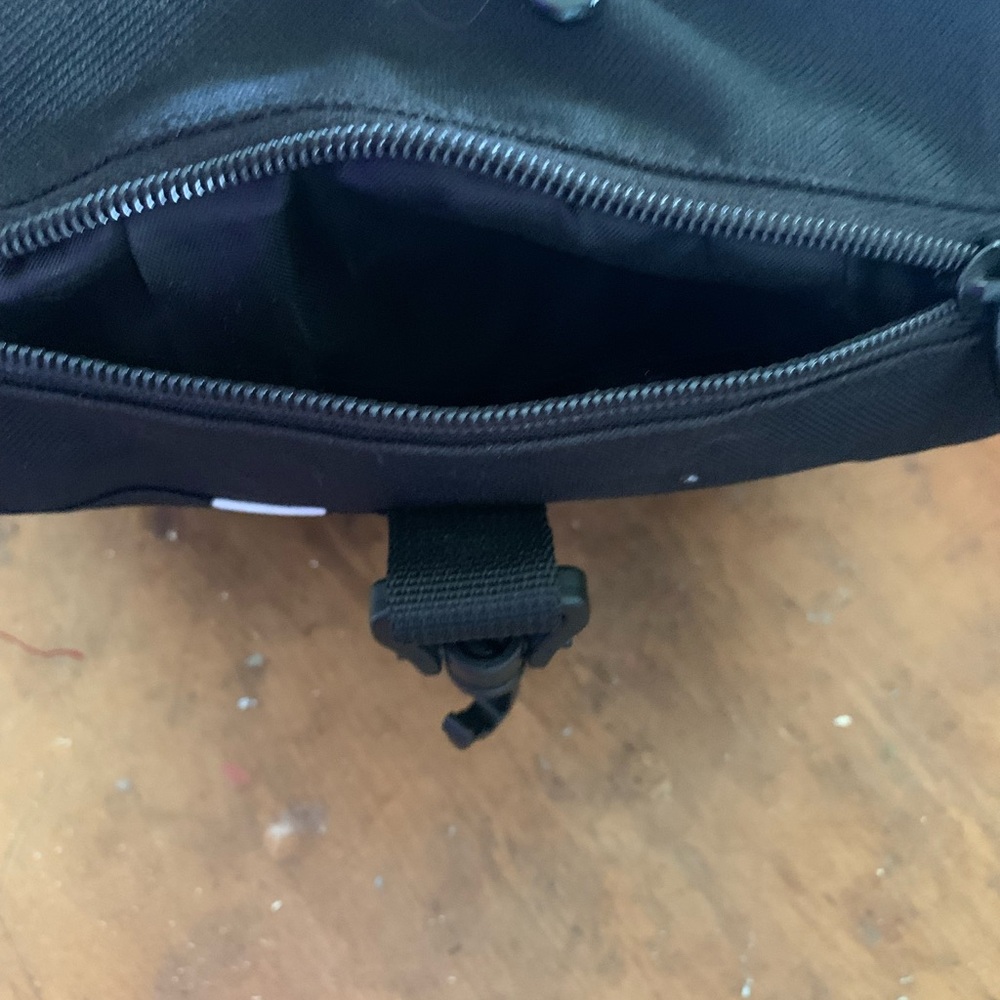 Adidas Softball/Baseball Bat/Gear Bag - Picture 9 of 9
